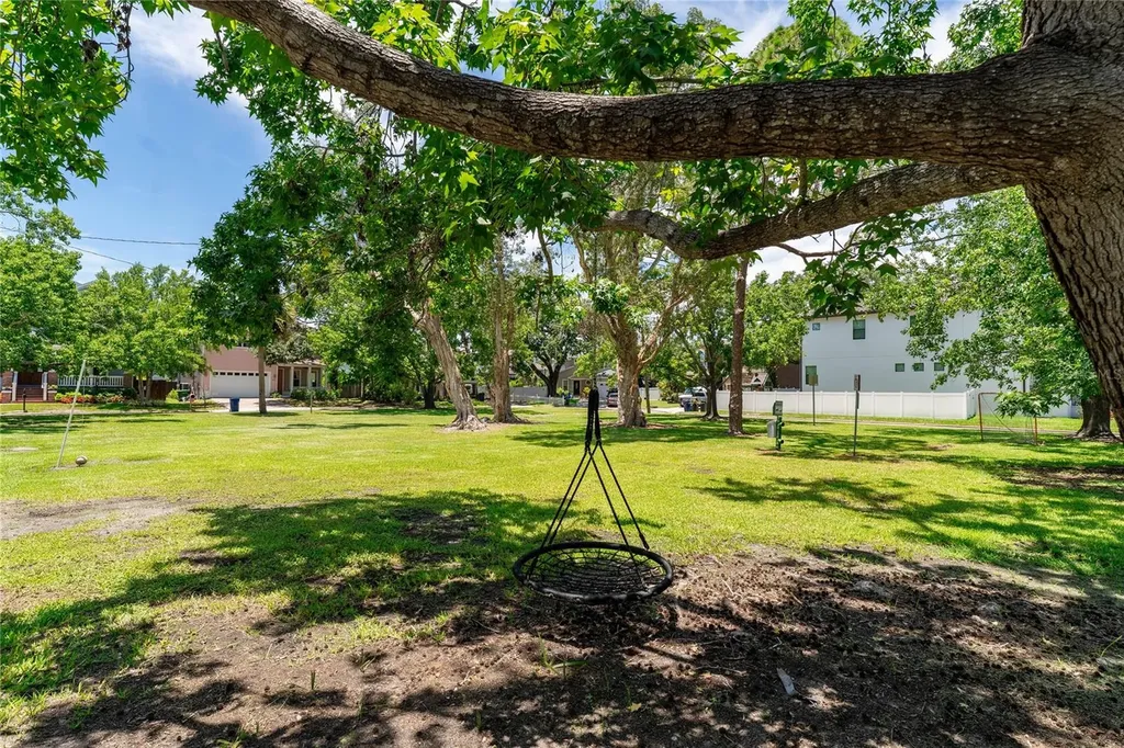 3628 S Renellie Drive Tampa FL 33629