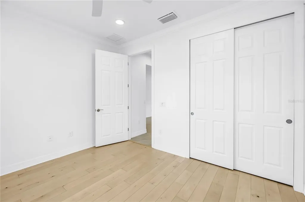 5987 Snowy Egret Drive Sarasota FL 34238