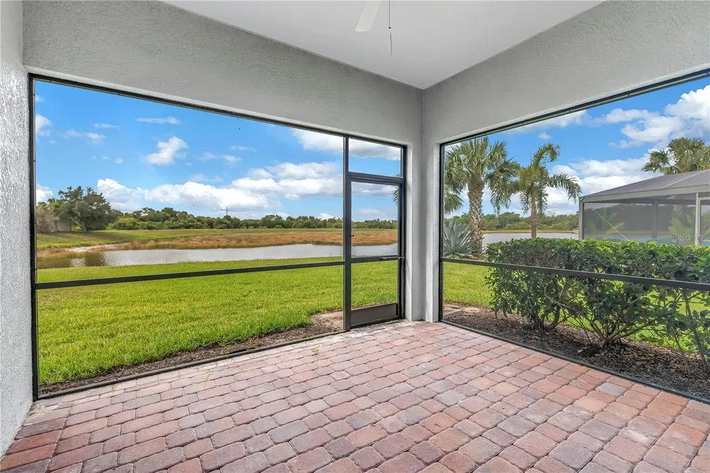 5987 Snowy Egret Drive Sarasota FL 34238