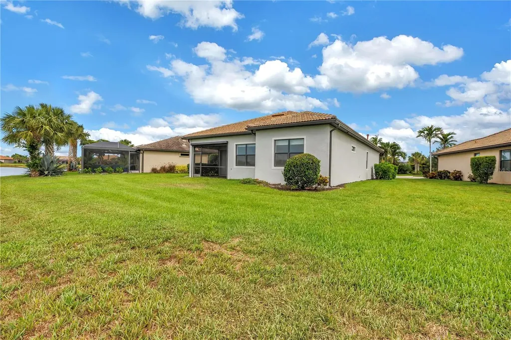 5987 Snowy Egret Drive Sarasota FL 34238