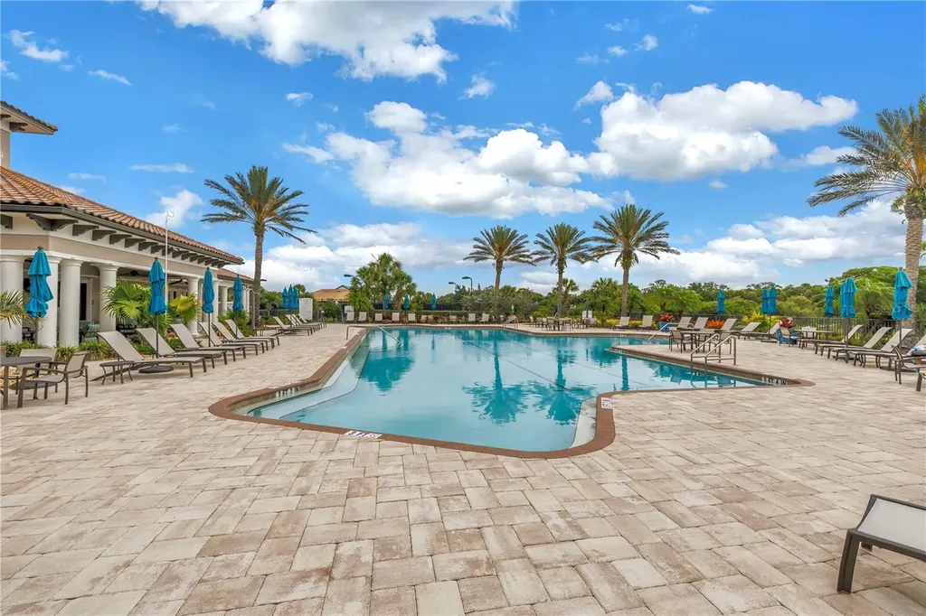 5987 Snowy Egret Drive Sarasota FL 34238