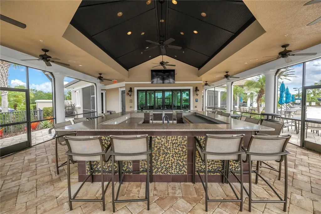5987 Snowy Egret Drive Sarasota FL 34238