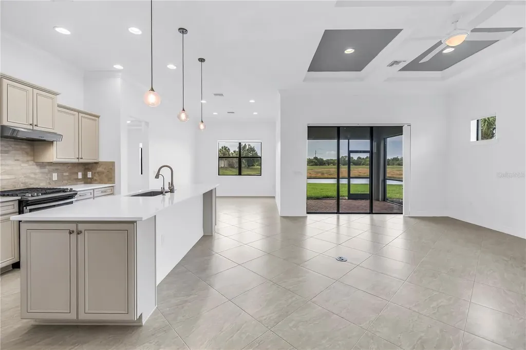 5987 Snowy Egret Drive Sarasota FL 34238