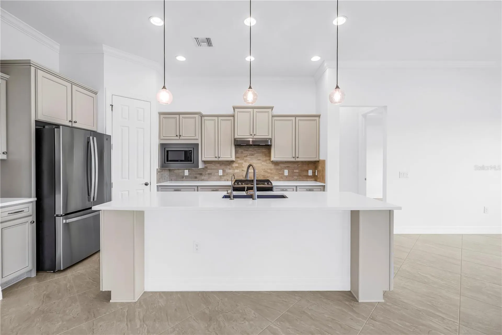 5987 Snowy Egret Drive Sarasota FL 34238