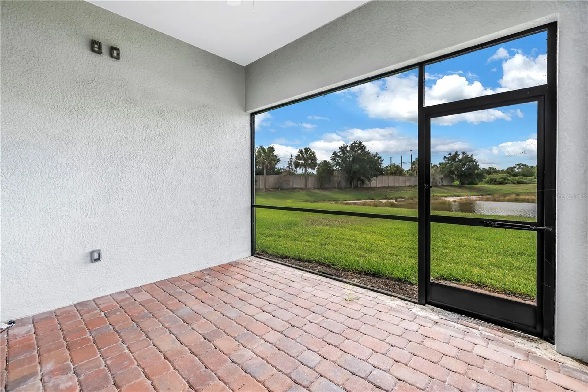 5987 Snowy Egret Drive Sarasota FL 34238