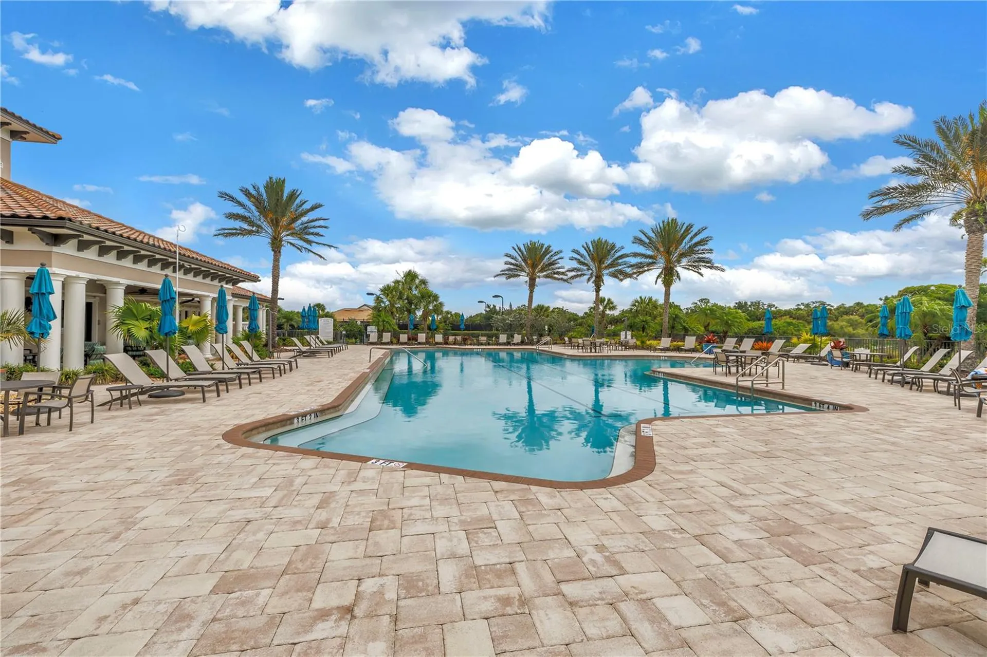 5987 Snowy Egret Drive Sarasota FL 34238