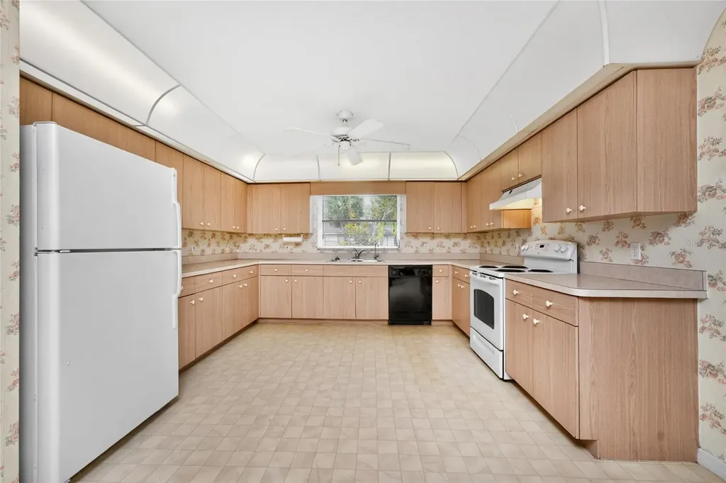 3371 Traverse Avenue North Port FL 34286