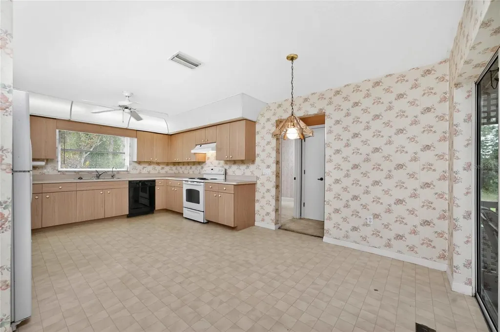 3371 Traverse Avenue North Port FL 34286