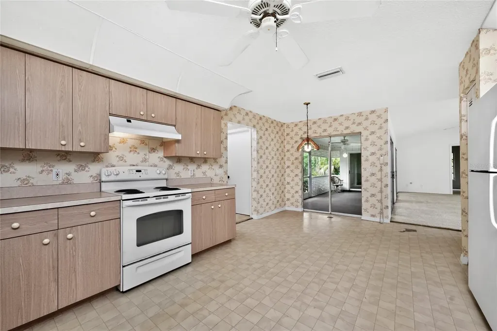 3371 Traverse Avenue North Port FL 34286