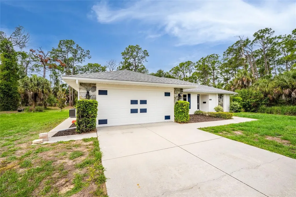 3371 Traverse Avenue North Port FL 34286