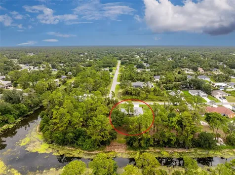 3371 Traverse Avenue North Port FL 34286