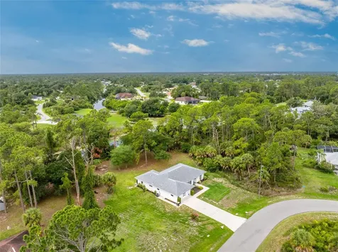 3371 Traverse Avenue North Port FL 34286
