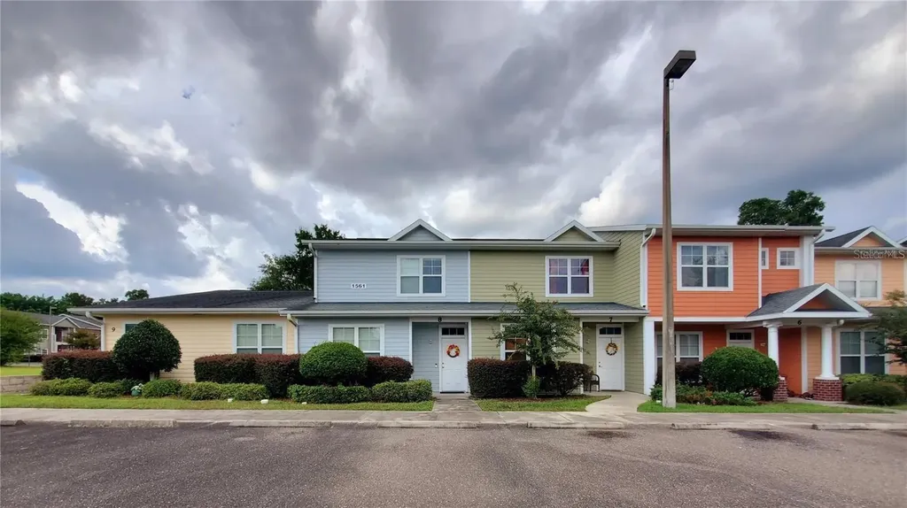 1561 NW 29th Road Gainesville FL 32605