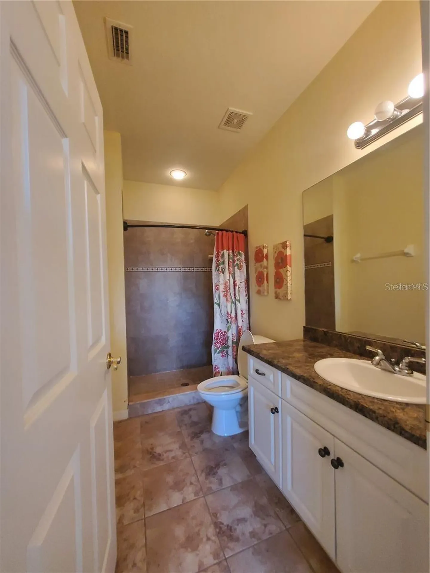 1561 NW 29th Road Gainesville FL 32605