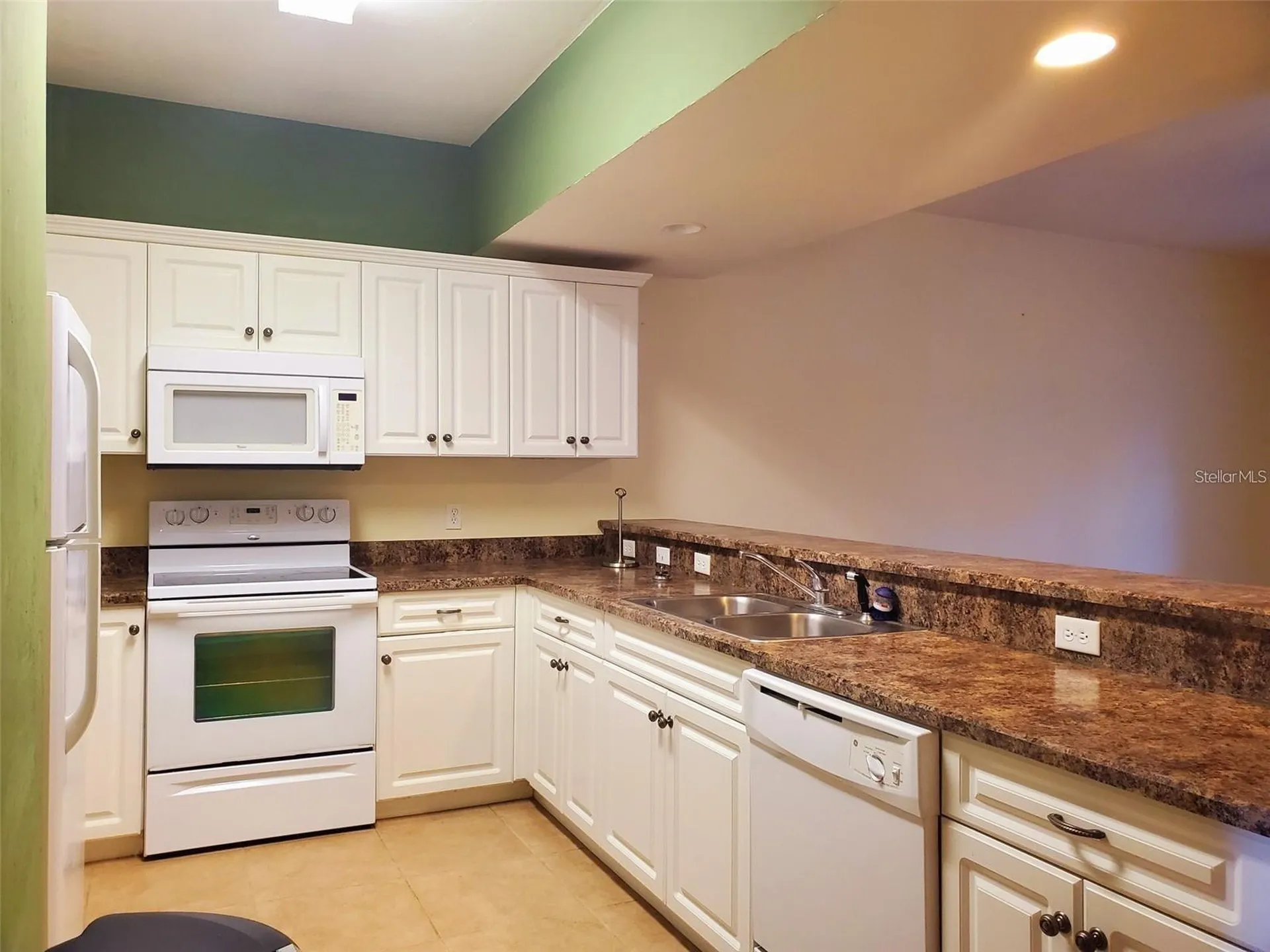 1561 NW 29th Road Gainesville FL 32605