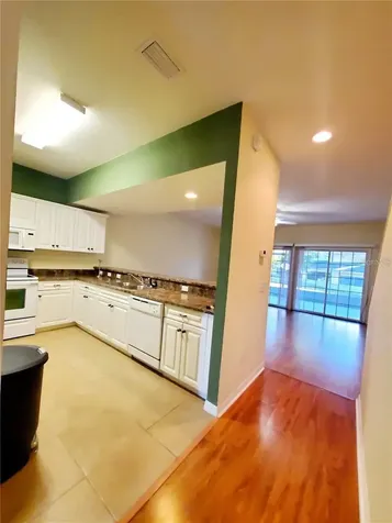 1561 NW 29th Road Gainesville FL 32605