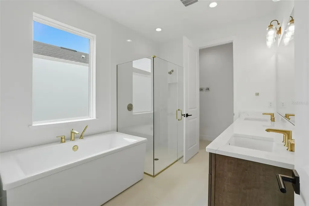 1658 Pinecliff Drive Apopka FL 32703