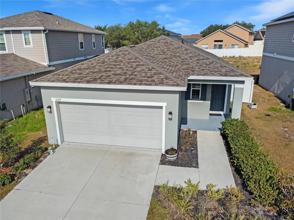 1229 Forest Gate Circle Haines City FL 33844