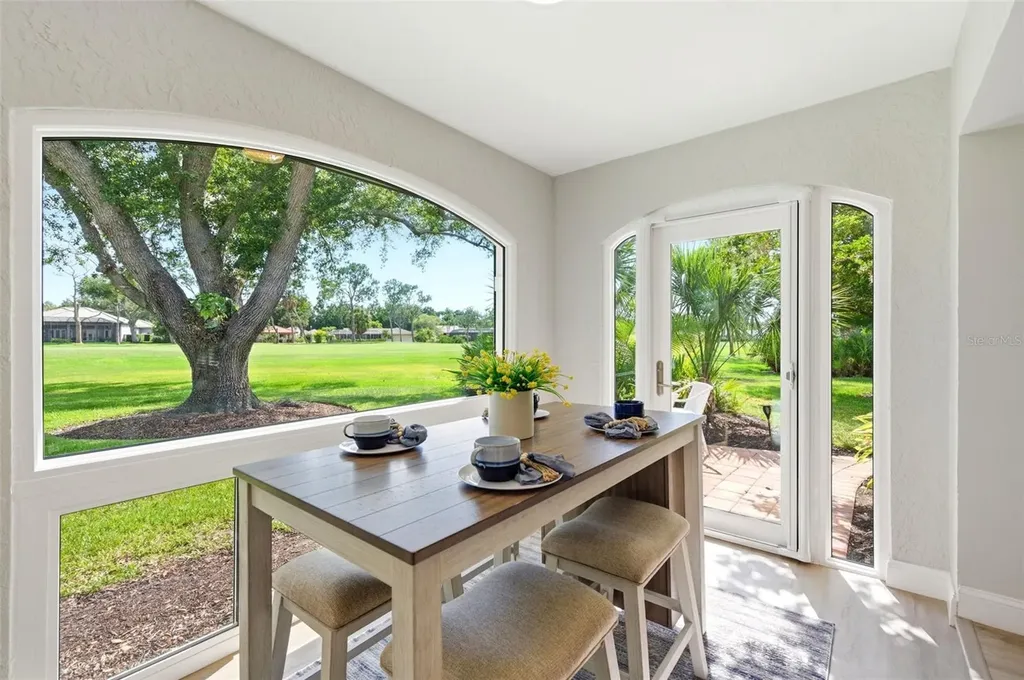 5475 Chanteclaire Sarasota FL 34235