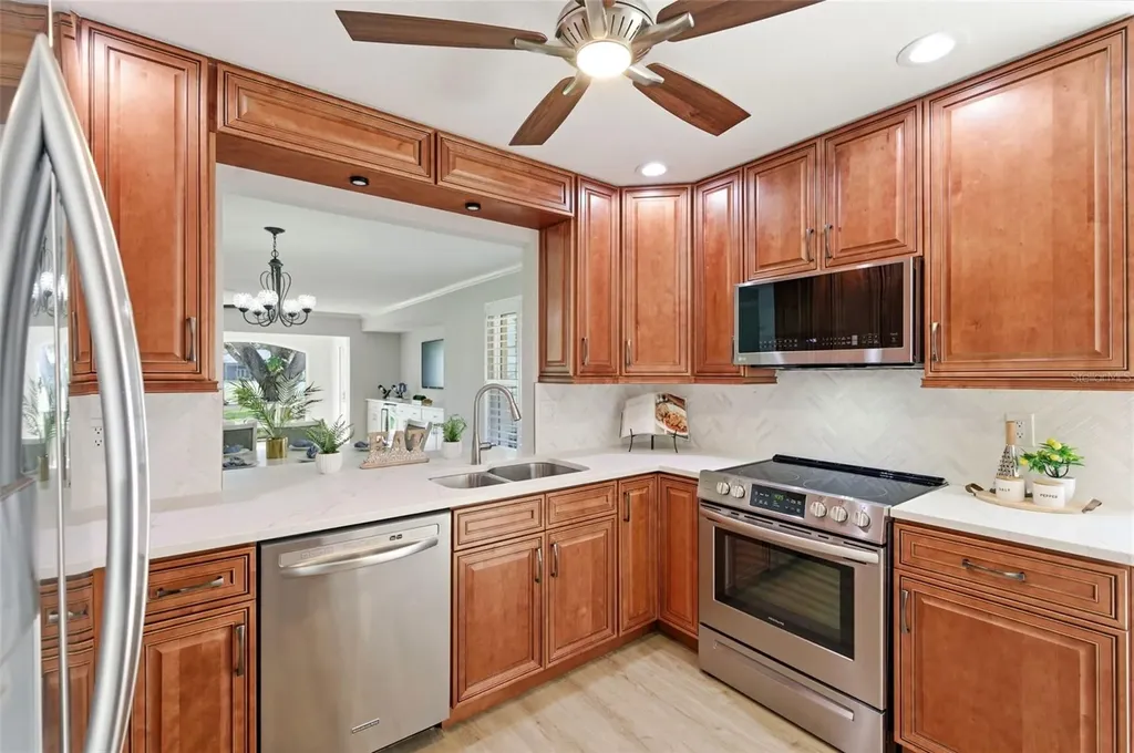 5475 Chanteclaire Sarasota FL 34235