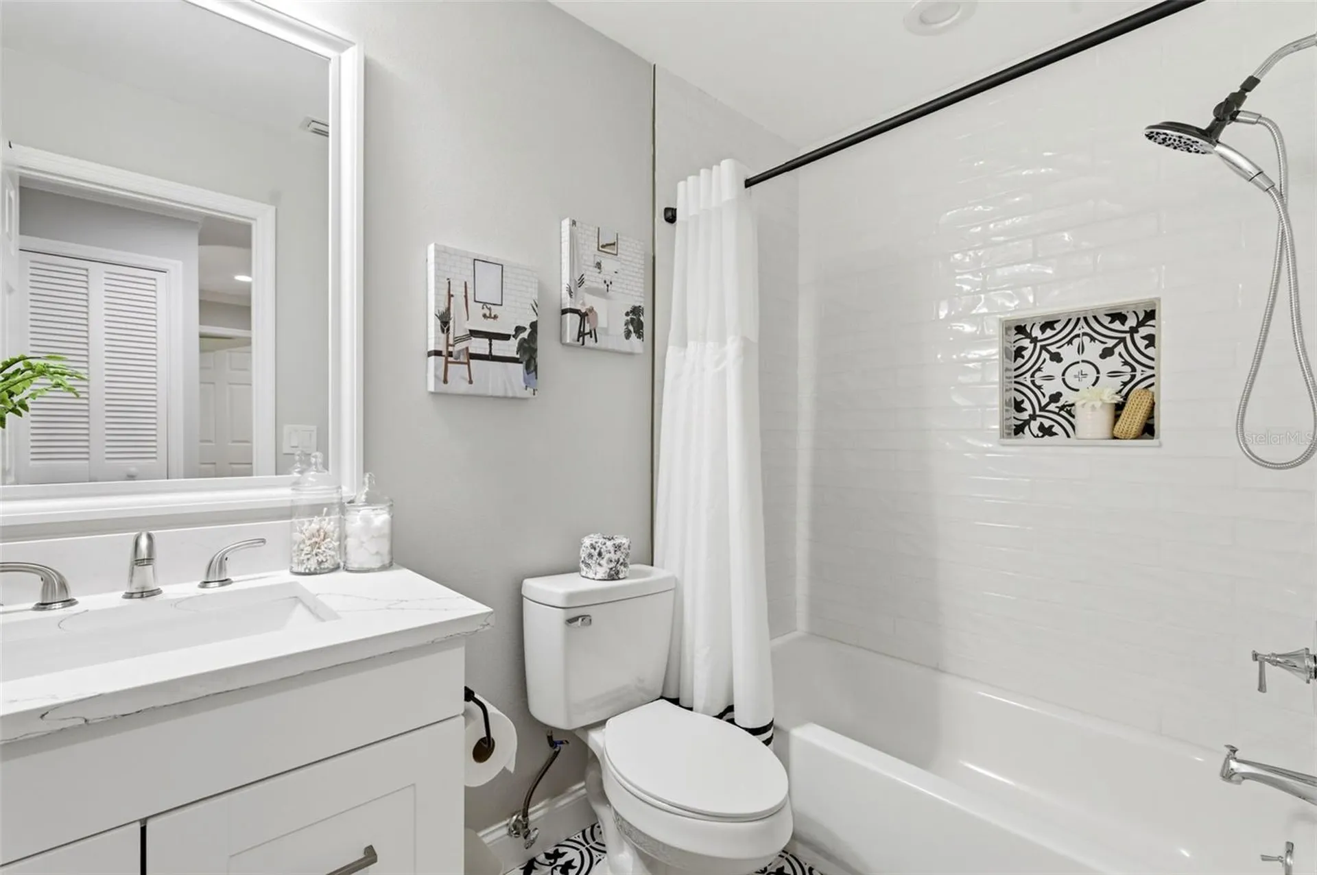 5475 Chanteclaire Sarasota FL 34235
