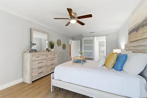 5475 Chanteclaire Sarasota FL 34235