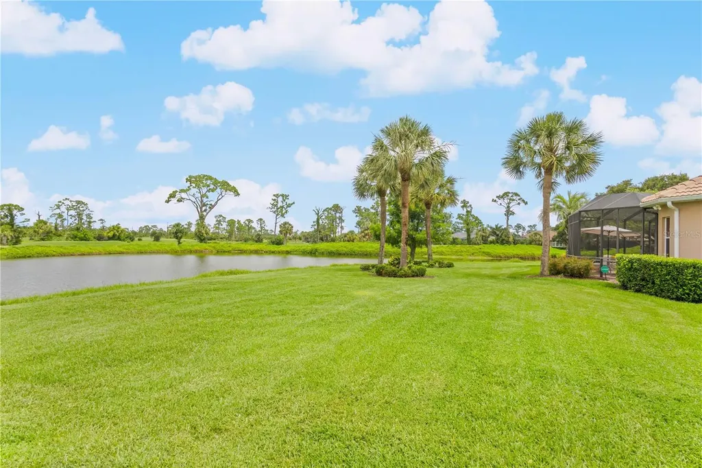5302 White Ibis Court North Port FL 34287