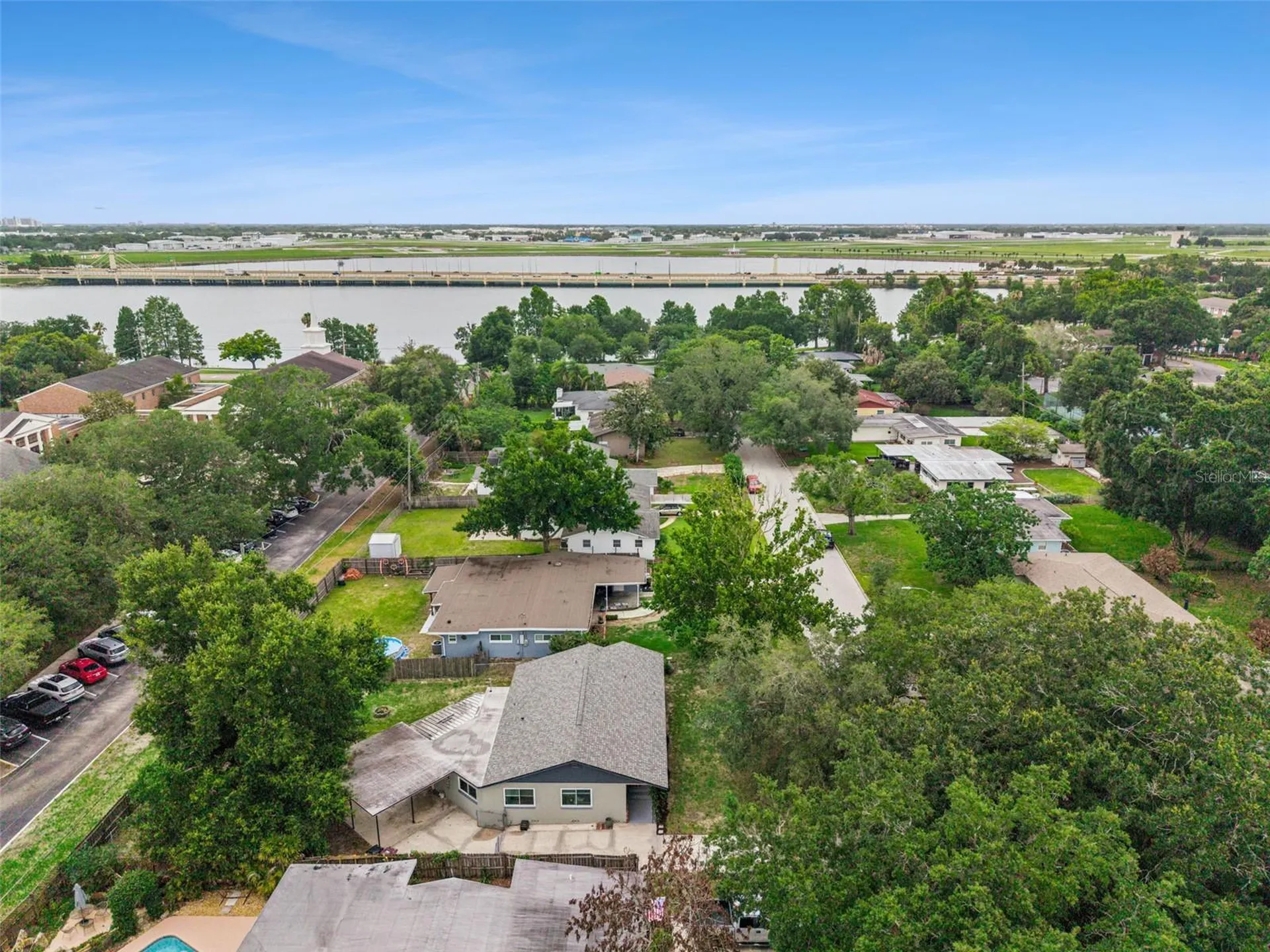 706 Springview Drive Orlando FL 32803