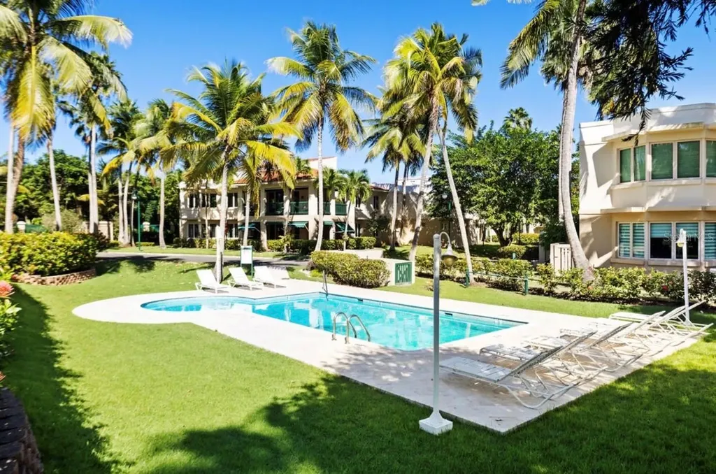 86 Lakeside Villas Vega Alta PR 00692