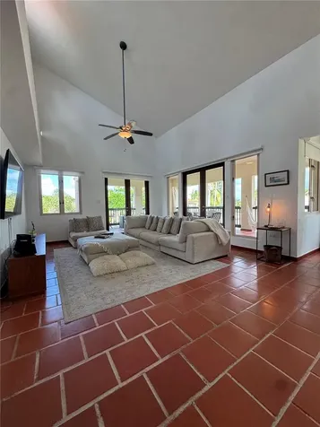 86 Lakeside Villas Vega Alta PR 00692