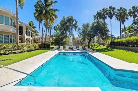 86 Lakeside Villas Vega Alta PR 00692