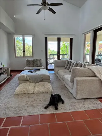86 Lakeside Villas Vega Alta PR 00692