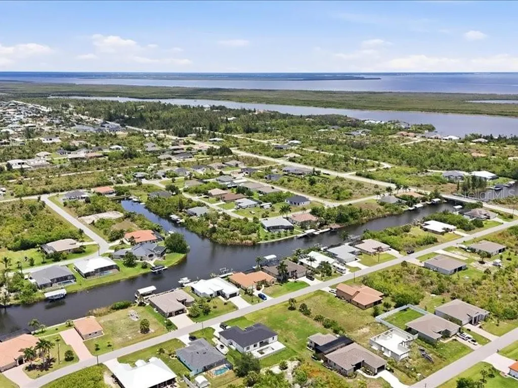 15610 Staunton Circle Port Charlotte FL 33981