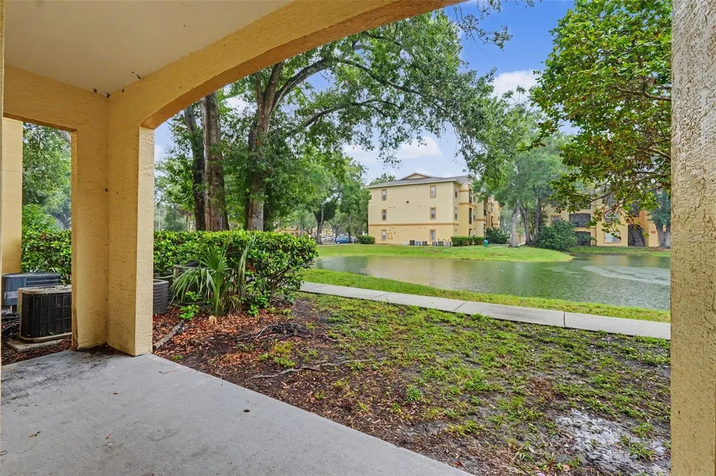 5602 Pinnacle Heights Circle Tampa FL 33624