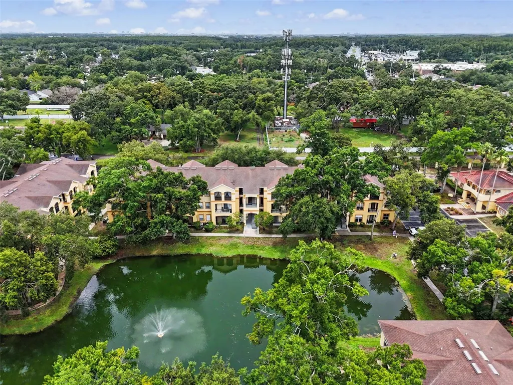 5602 Pinnacle Heights Circle Tampa FL 33624