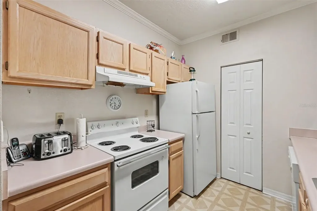 5602 Pinnacle Heights Circle Tampa FL 33624