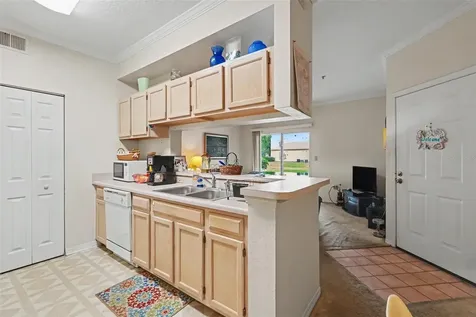 5602 Pinnacle Heights Circle Tampa FL 33624