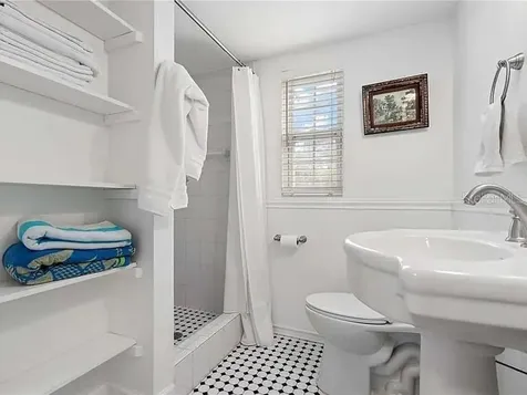 8067 123rd Street Seminole FL 33772