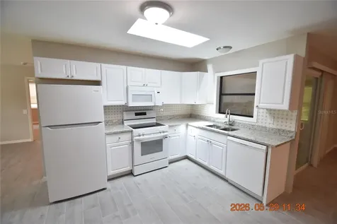 4060 N Little Hawk Point Crystal River FL 34428