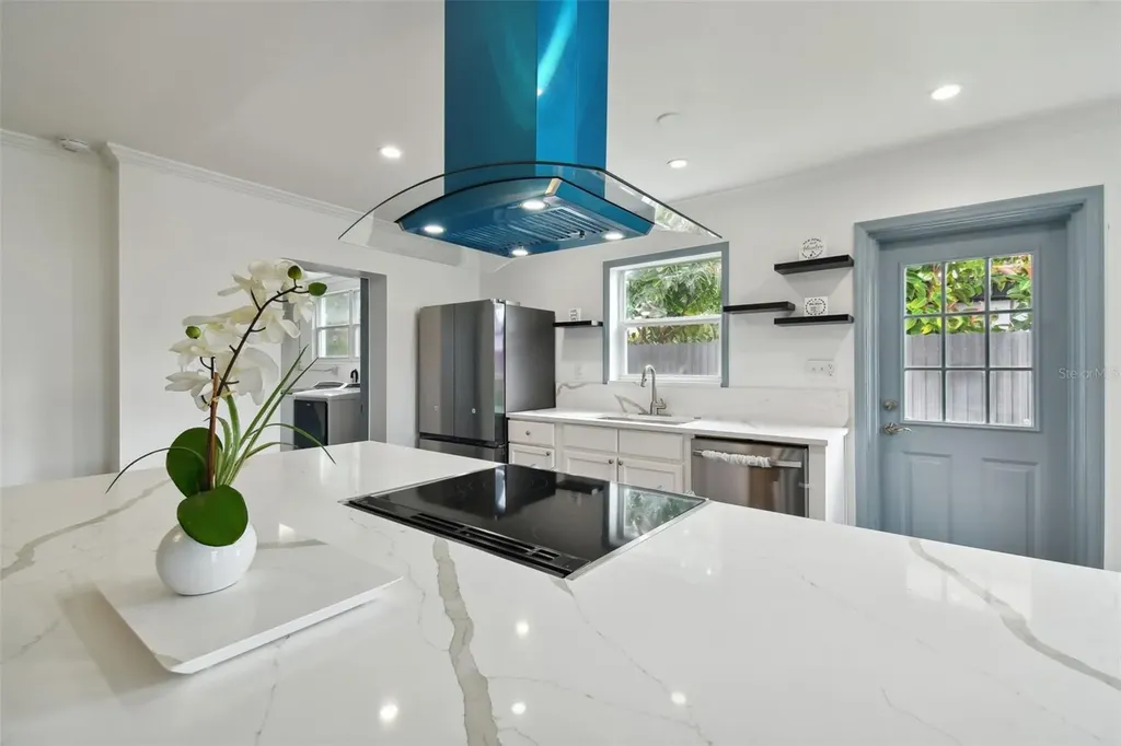 3905 W Paxton Avenue Tampa FL 33611