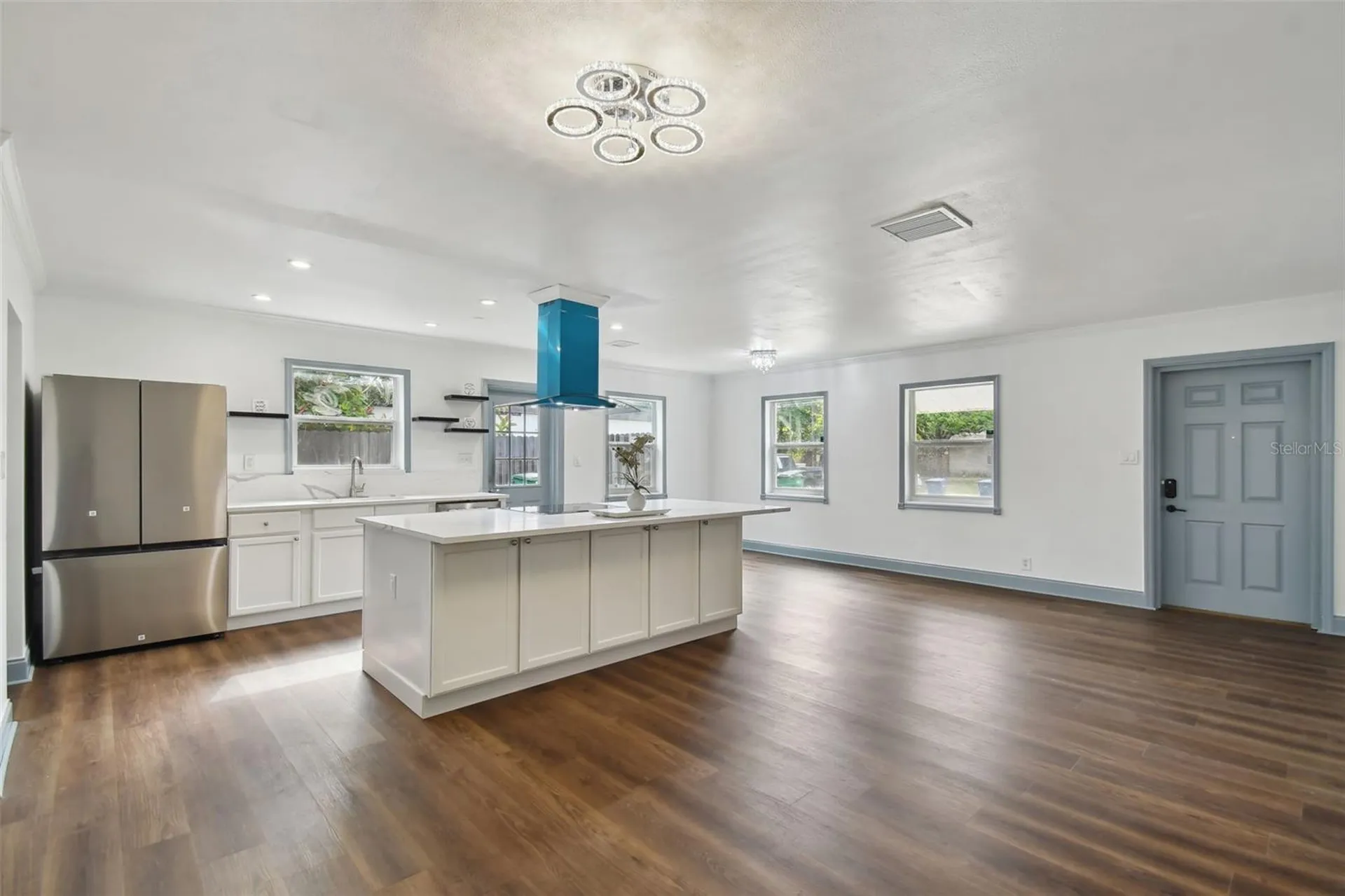 3905 W Paxton Avenue Tampa FL 33611