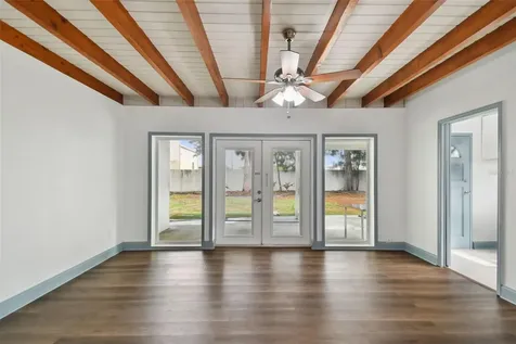 3905 W Paxton Avenue Tampa FL 33611