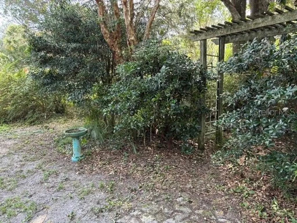 140 Price Road Hawthorne FL 32640