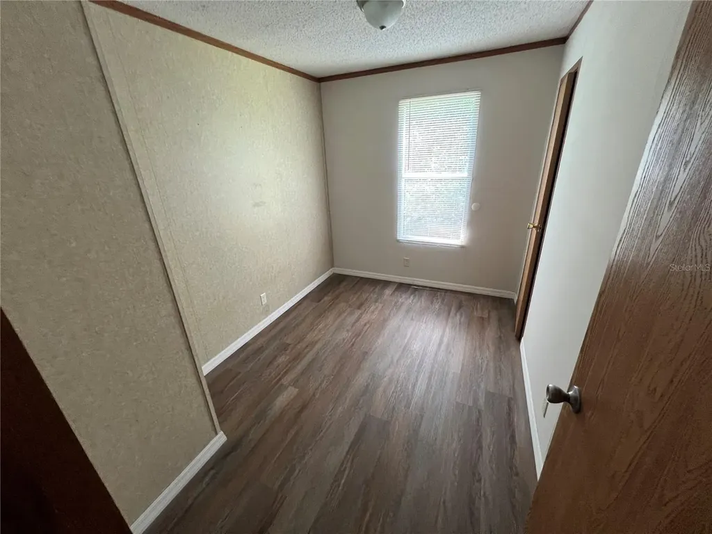 140 Price Road Hawthorne FL 32640