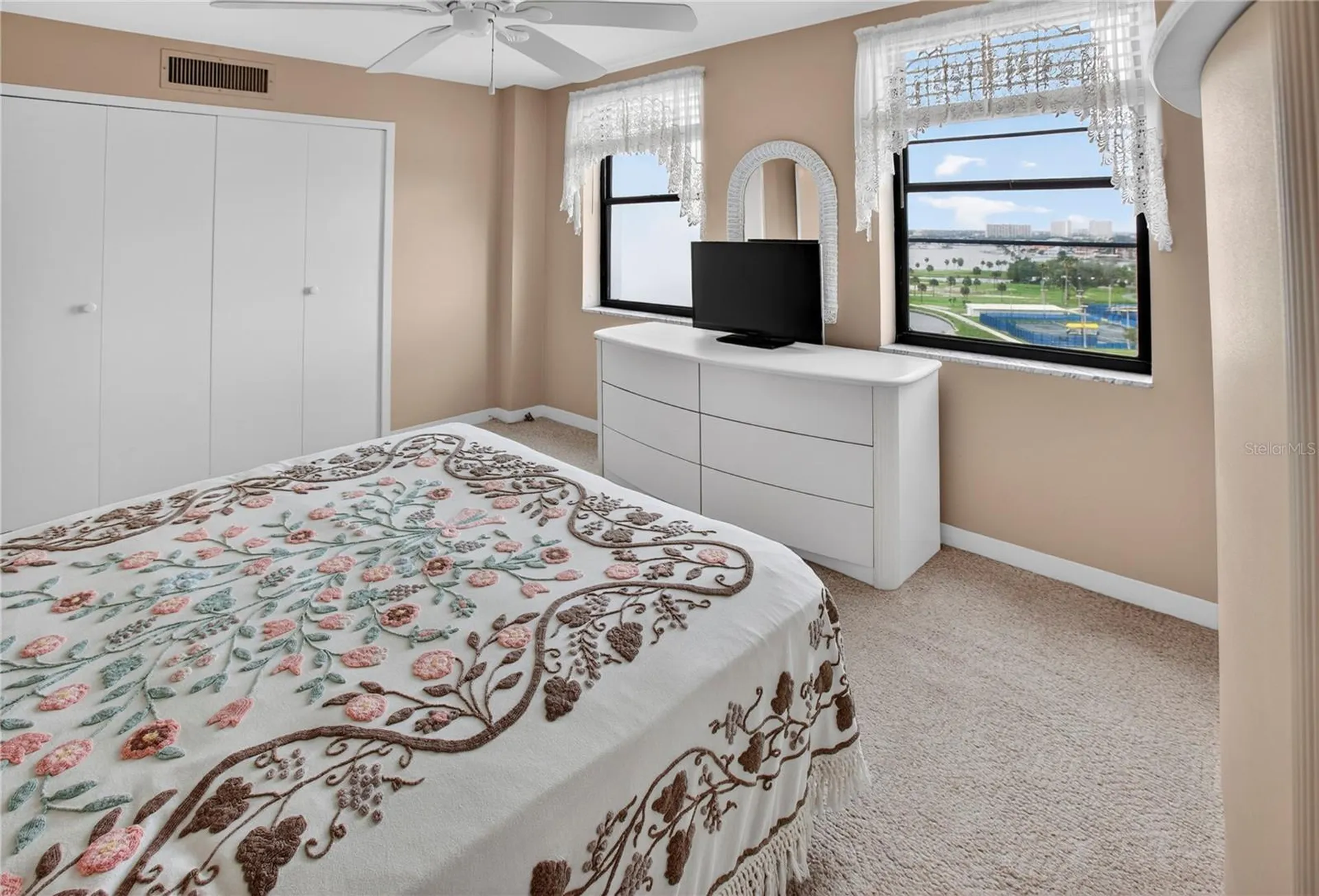 10355 Paradise Boulevard Treasure Island FL 33706
