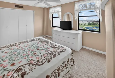10355 Paradise Boulevard Treasure Island FL 33706