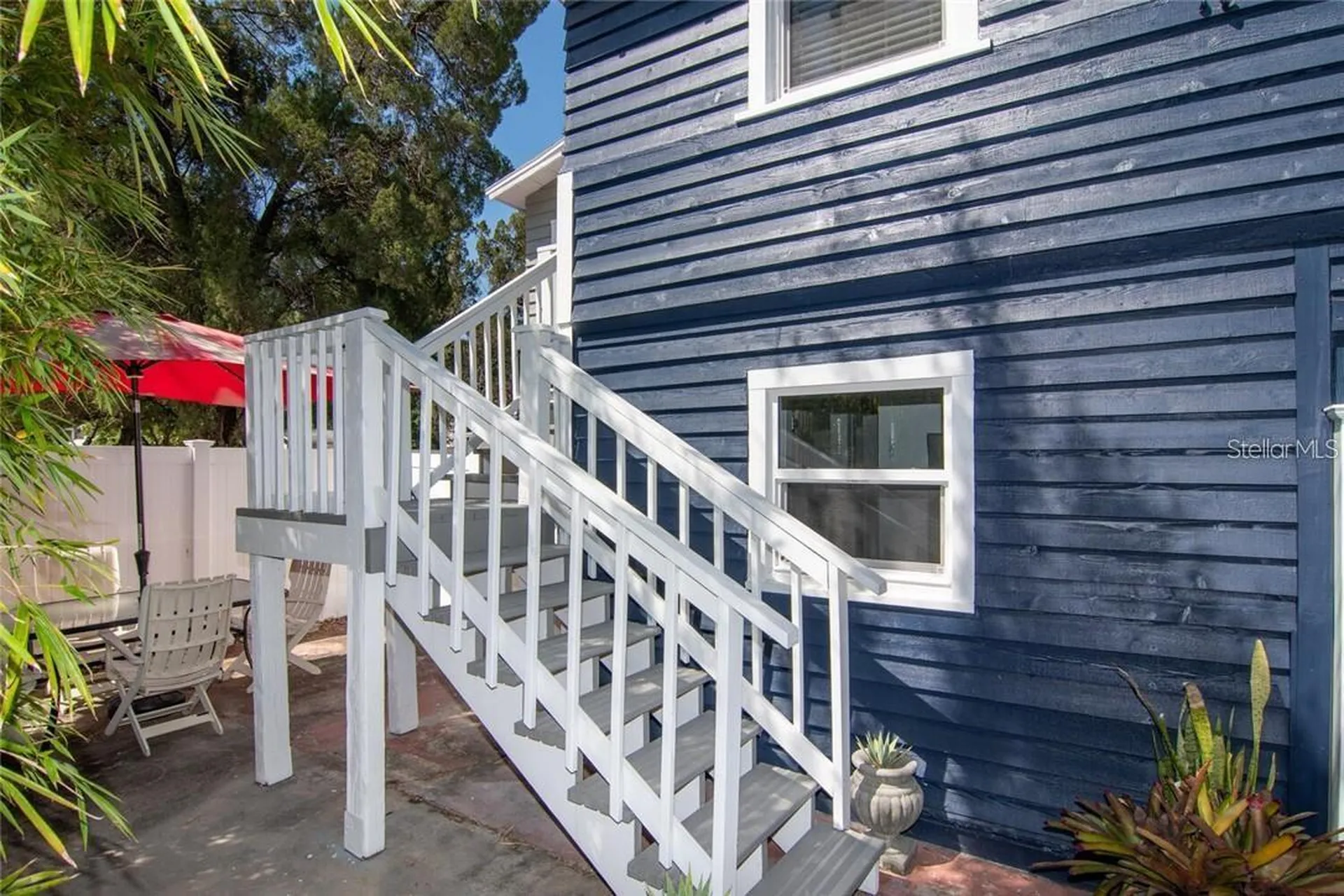 610 8th Street N St Petersburg FL 33702