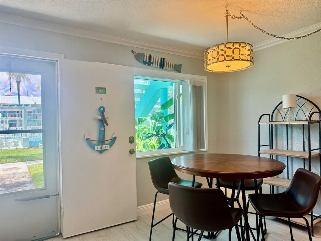 541 S Peninsula Avenue New Smyrna Beach FL 32169