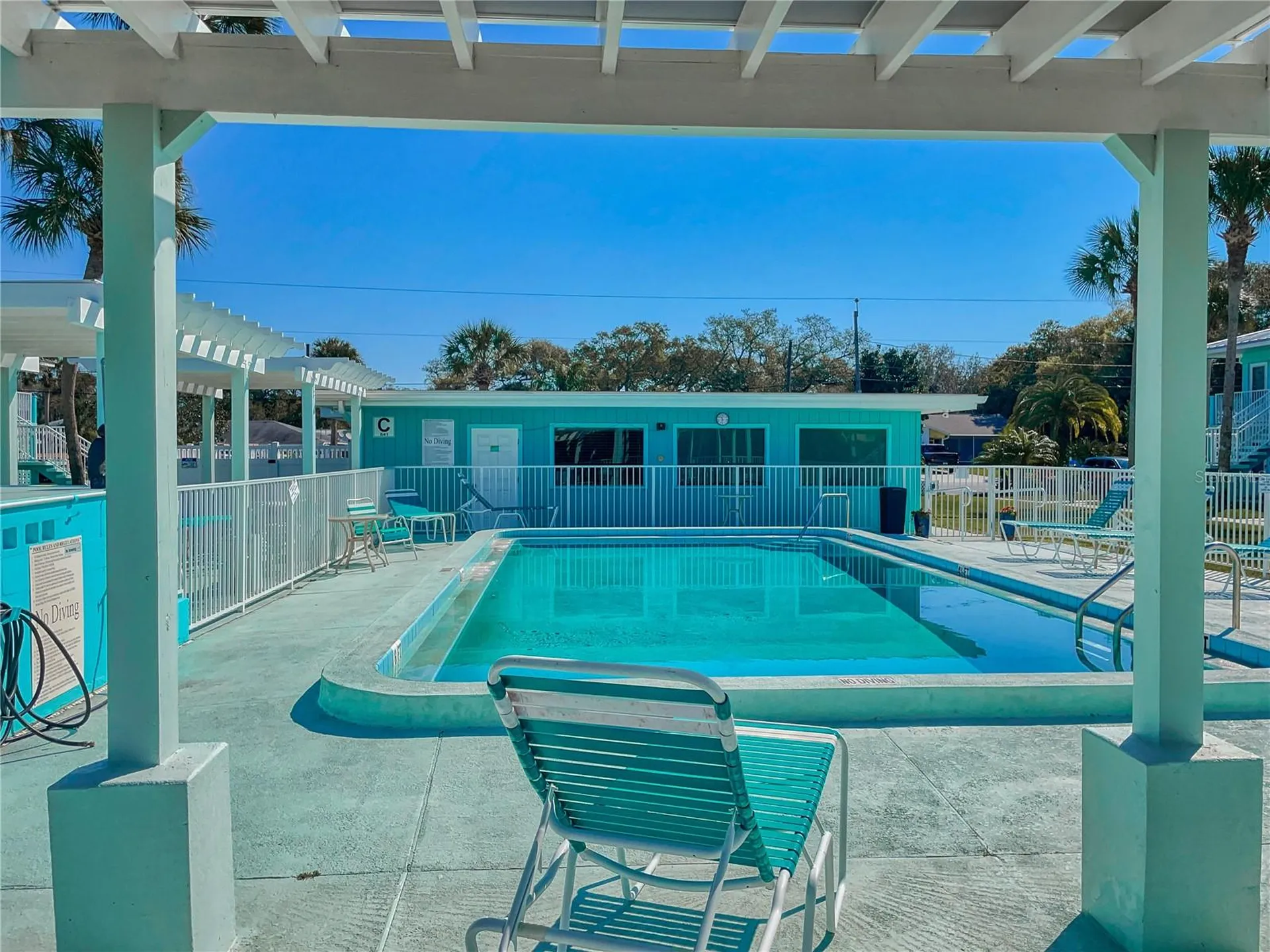 541 S Peninsula Avenue New Smyrna Beach FL 32169