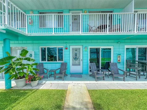 541 S Peninsula Avenue New Smyrna Beach FL 32169